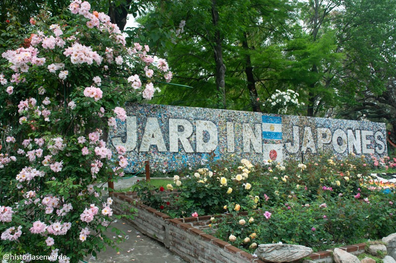 jardín japonés rosas